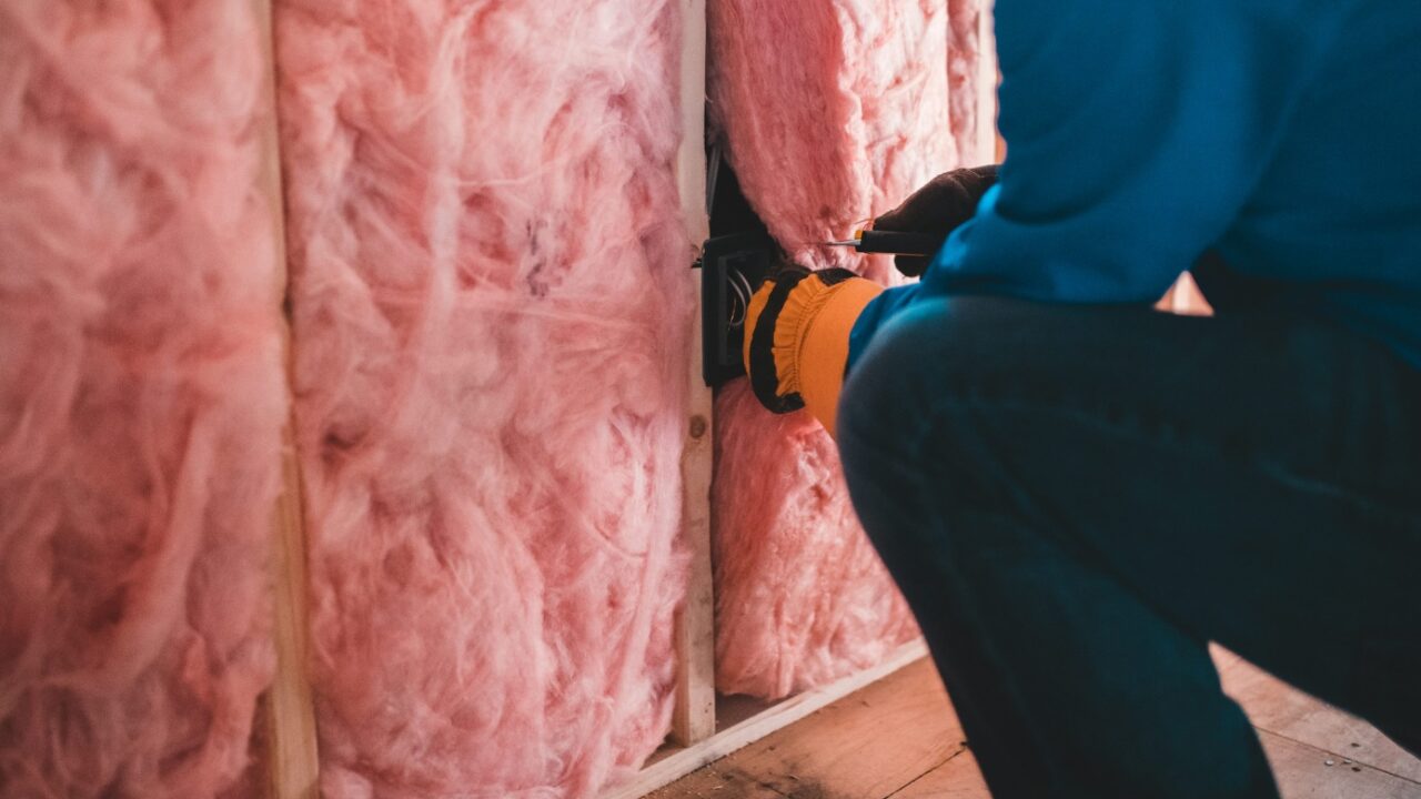 Zateplovací systémy – efektivní cesta ke snížení energetické náročnosti budov